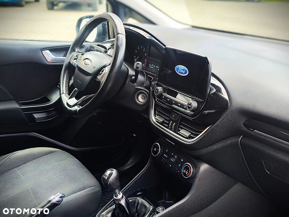 Ford Fiesta - 9