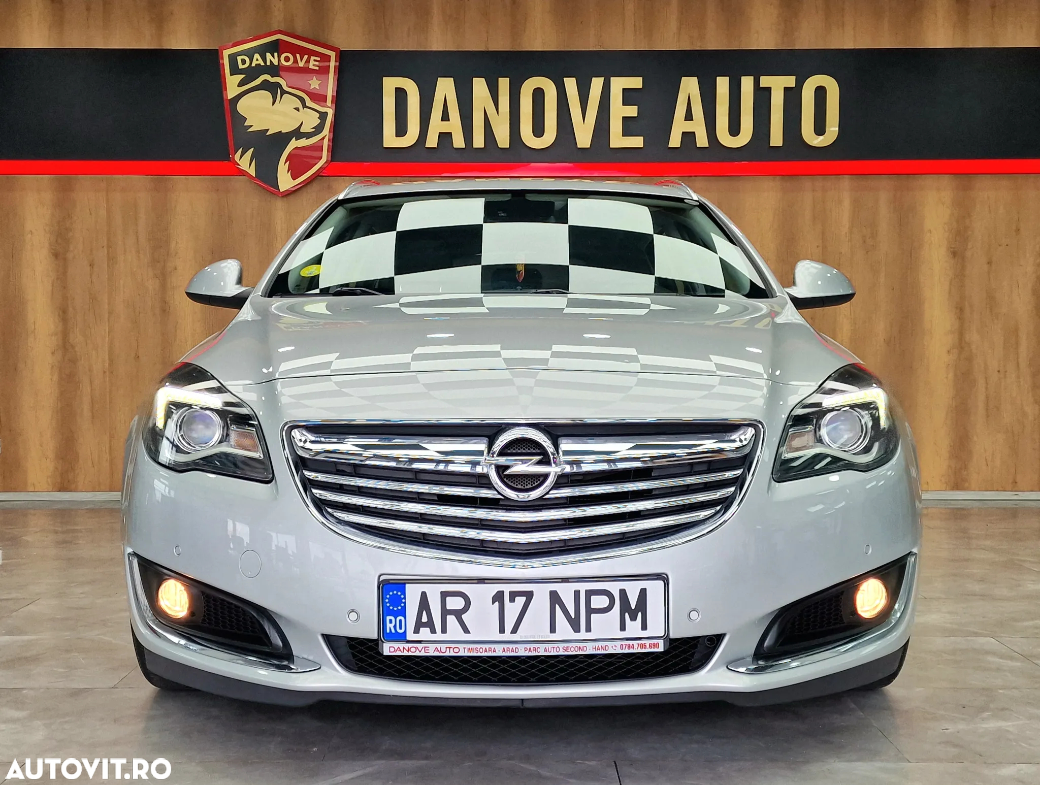 Opel Insignia - 2