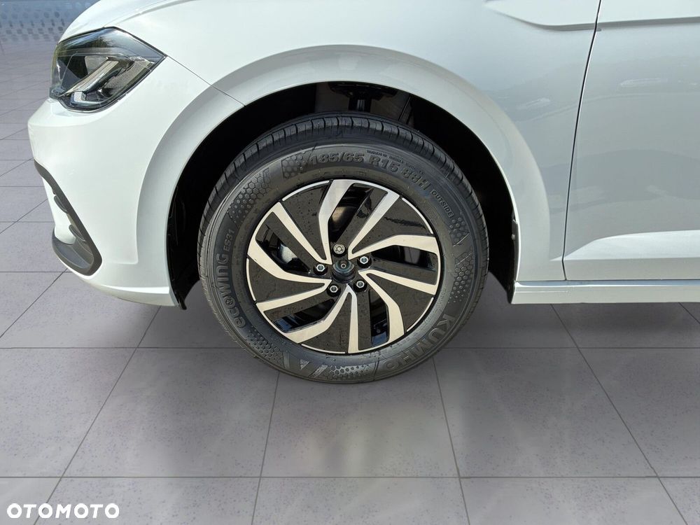 Volkswagen Polo - 29