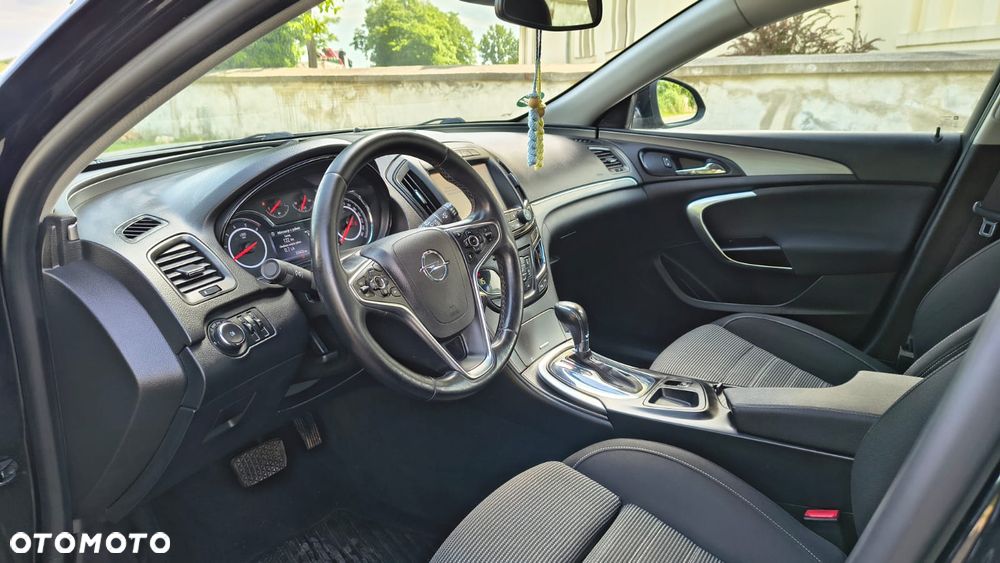 Opel Insignia - 11