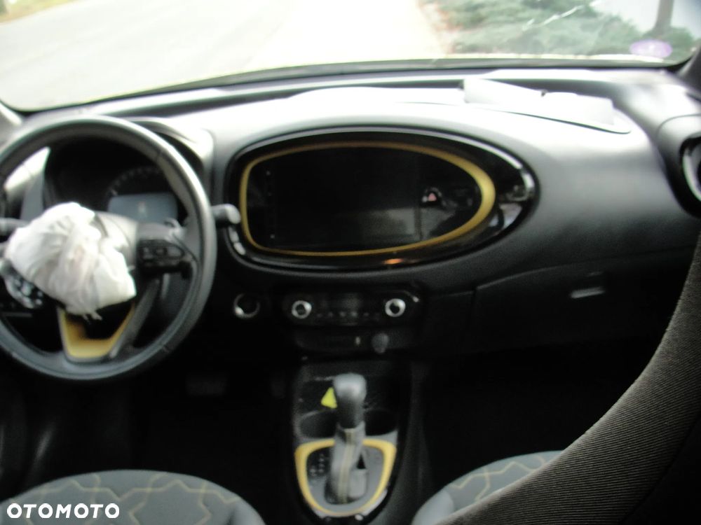 Toyota Aygo X x-shift x-clusive Style Selection - 7