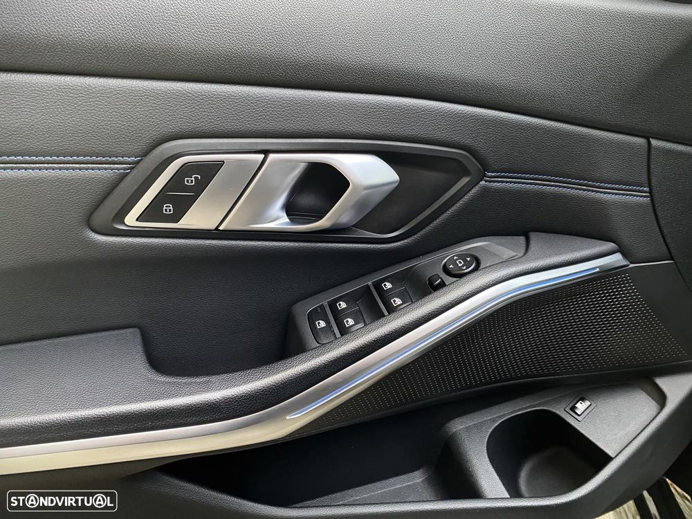 BMW 330 e Pack M Auto - 16