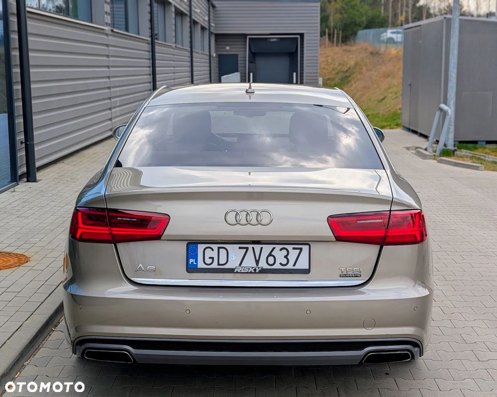Audi A6 Limousine 2.0 TFSI Quattro S tronic - 11
