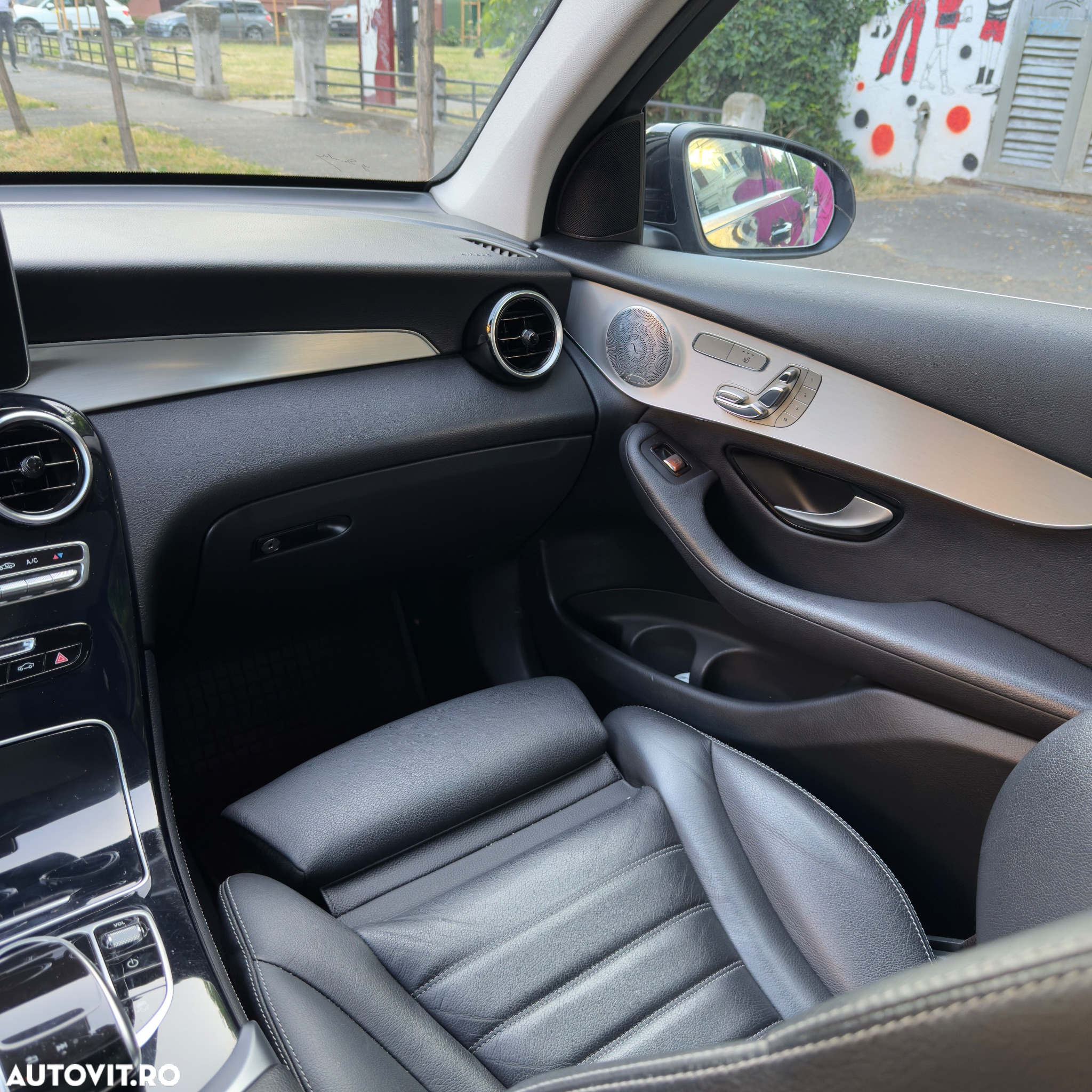 Mercedes-Benz GLC 250 4MATIC - 7