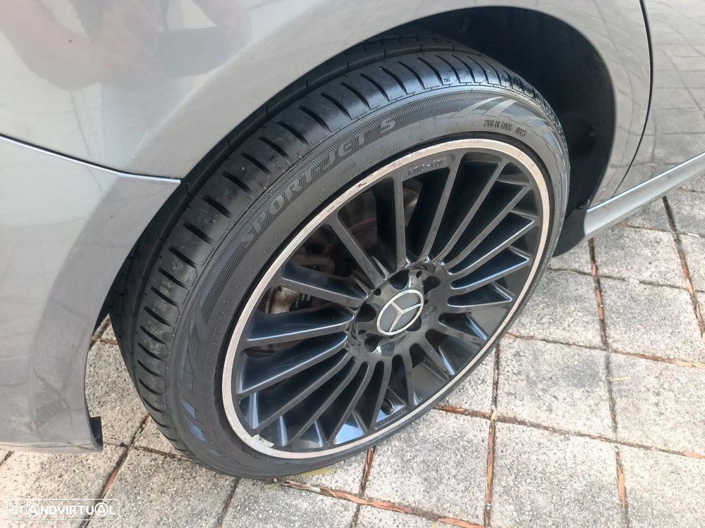 Mercedes-Benz A 180 d Urban - 12