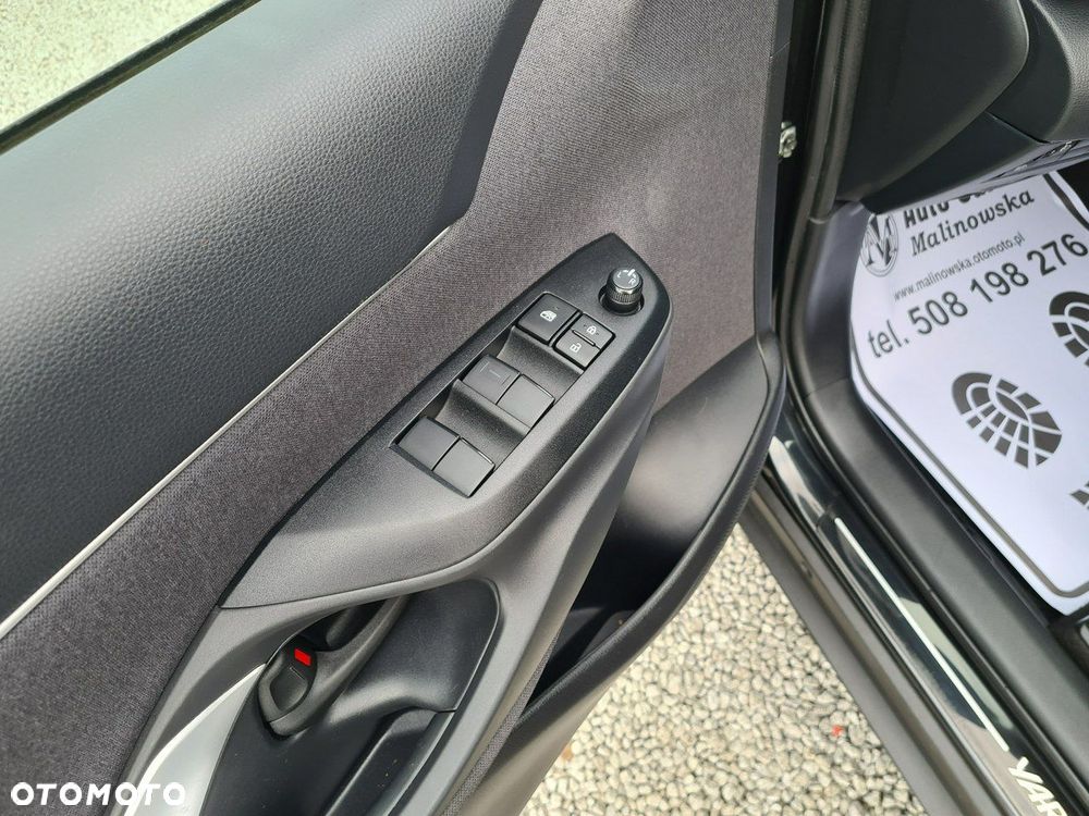 Toyota Yaris Cross Hybrid 1.5 Executive - 32