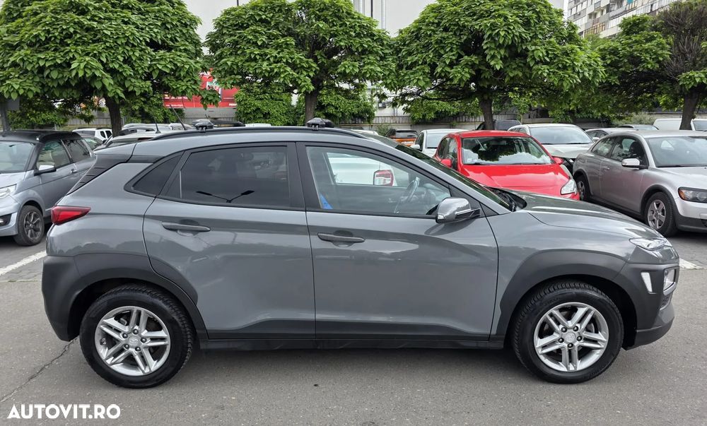 Hyundai KONA 1.0 T-GDI 2WD Highway - 2