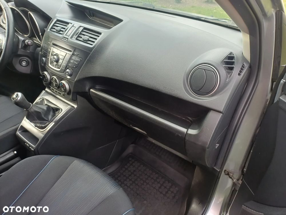 Mazda 5 - 21