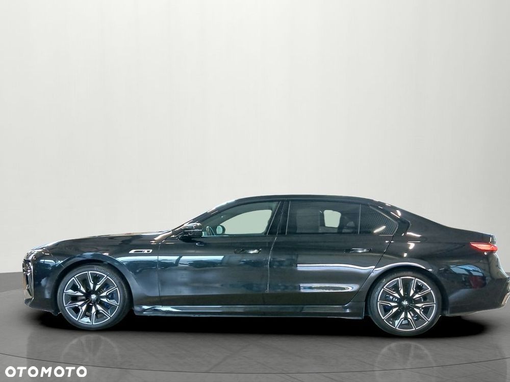 BMW I7 2023 photo 3