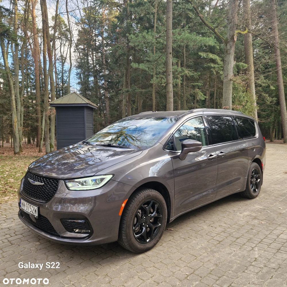 Chrysler Pacifica - 3