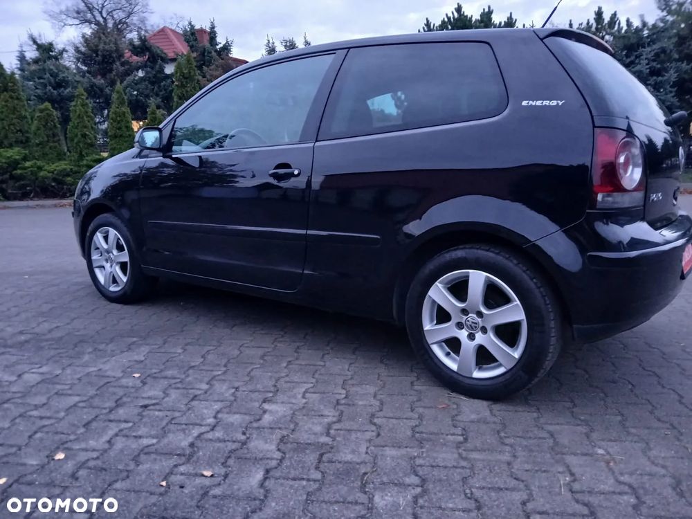 Volkswagen Polo - 15