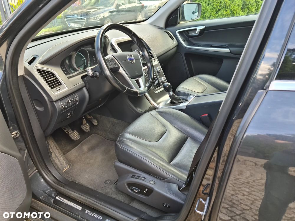 Volvo XC 60 D3 Momentum - 23