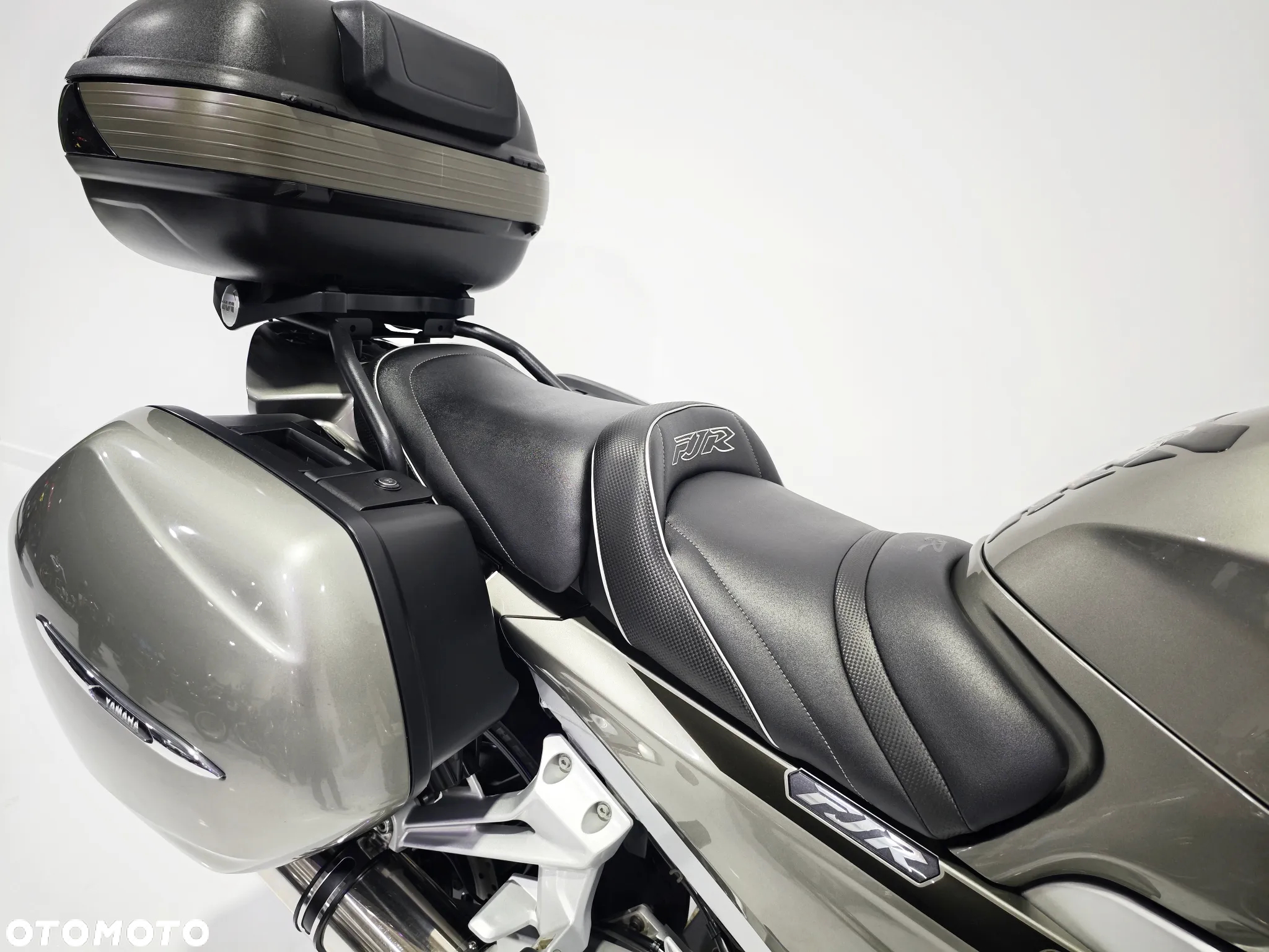 Yamaha FJR - 11