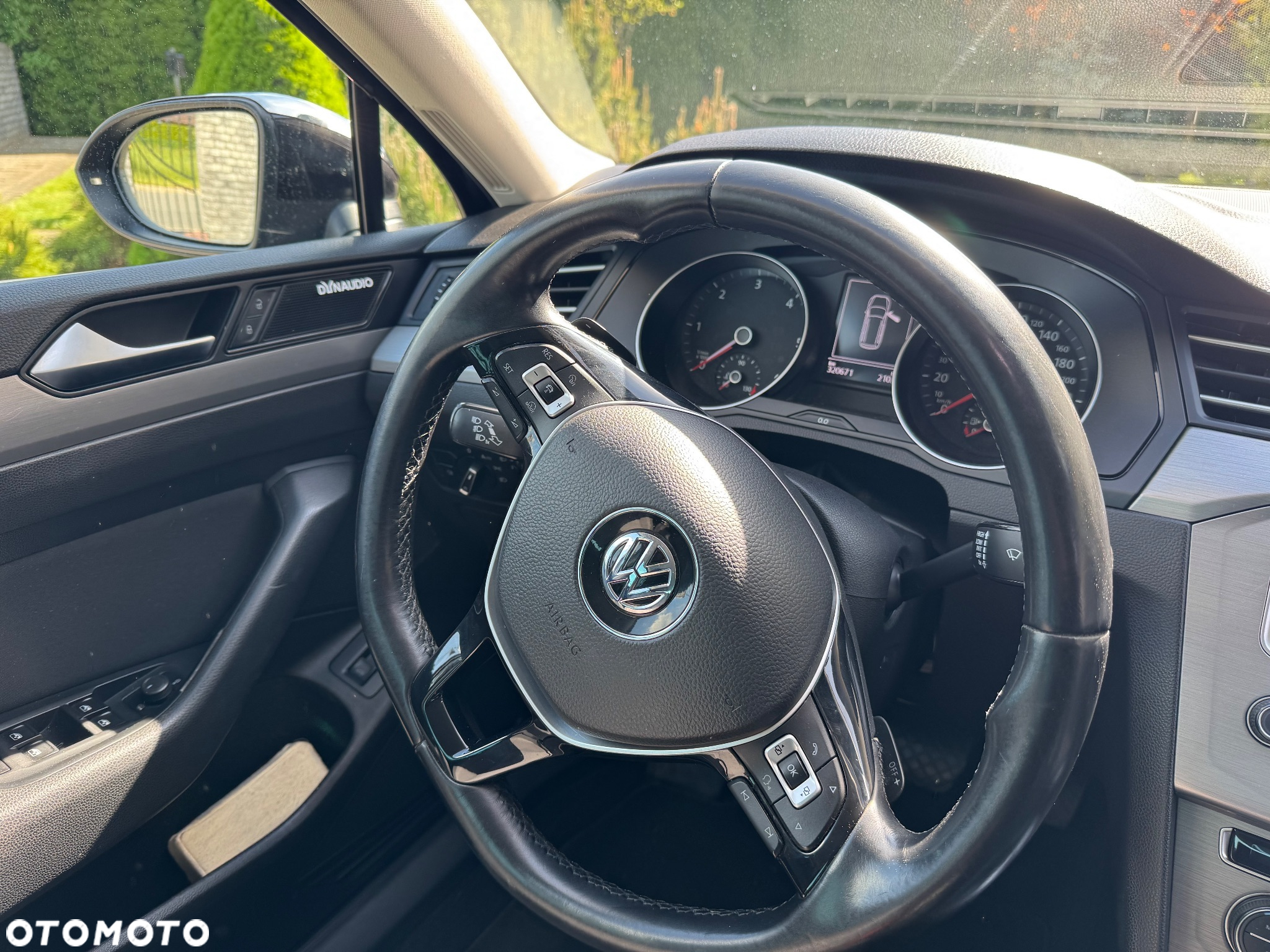 Volkswagen Passat 2.0 TDI BMT Comfortline DSG - 10