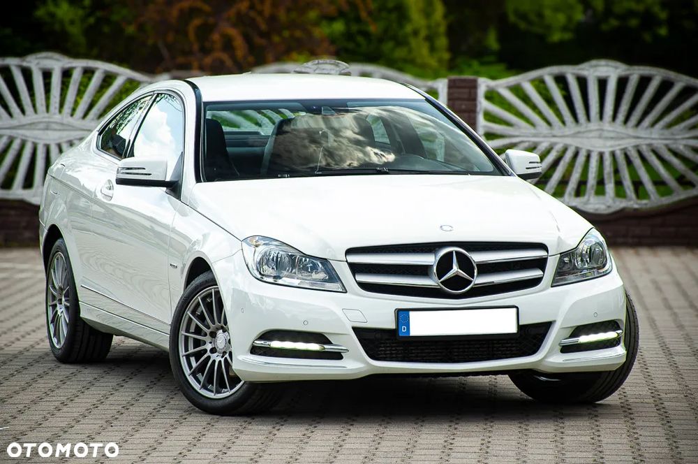 Mercedes-Benz Klasa C 180 BlueEFFICIENCY - 1