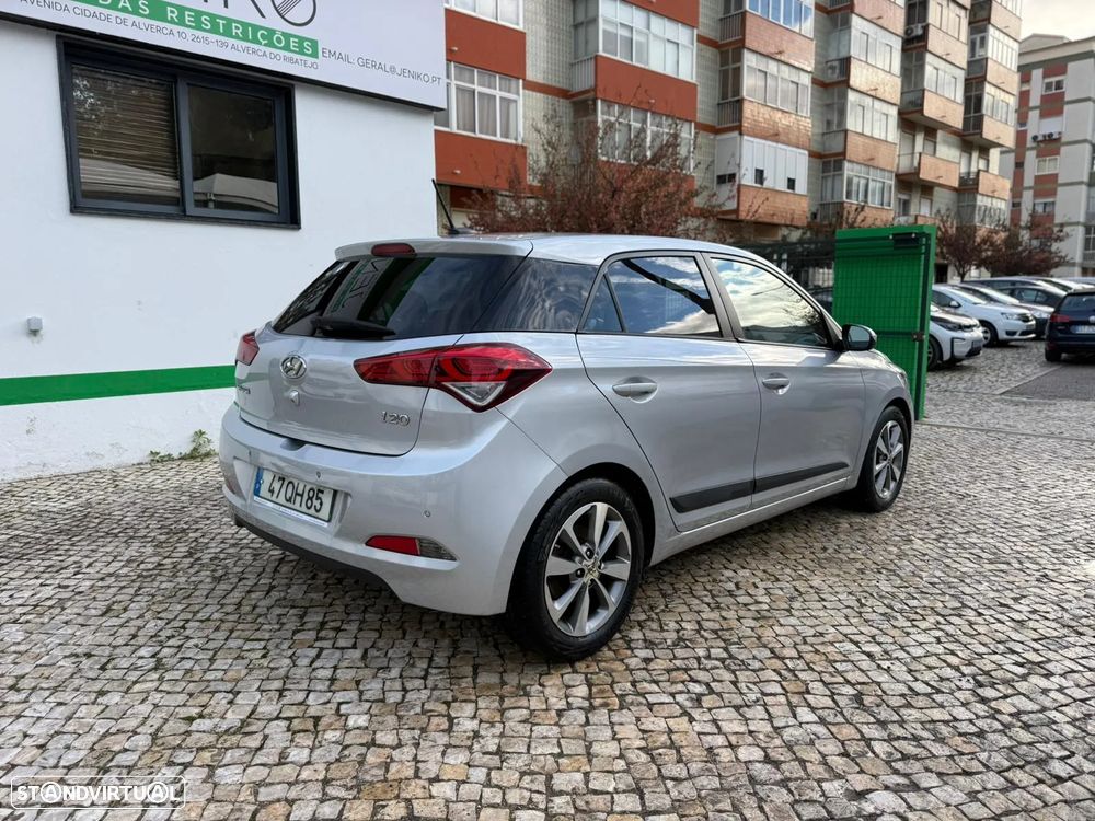 Hyundai i20 1.2 LED+Pack Navegação - 2