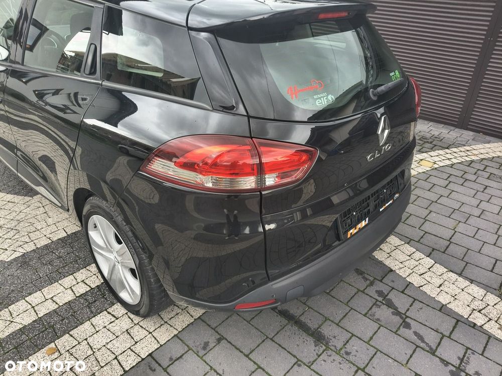 Renault Clio - 22