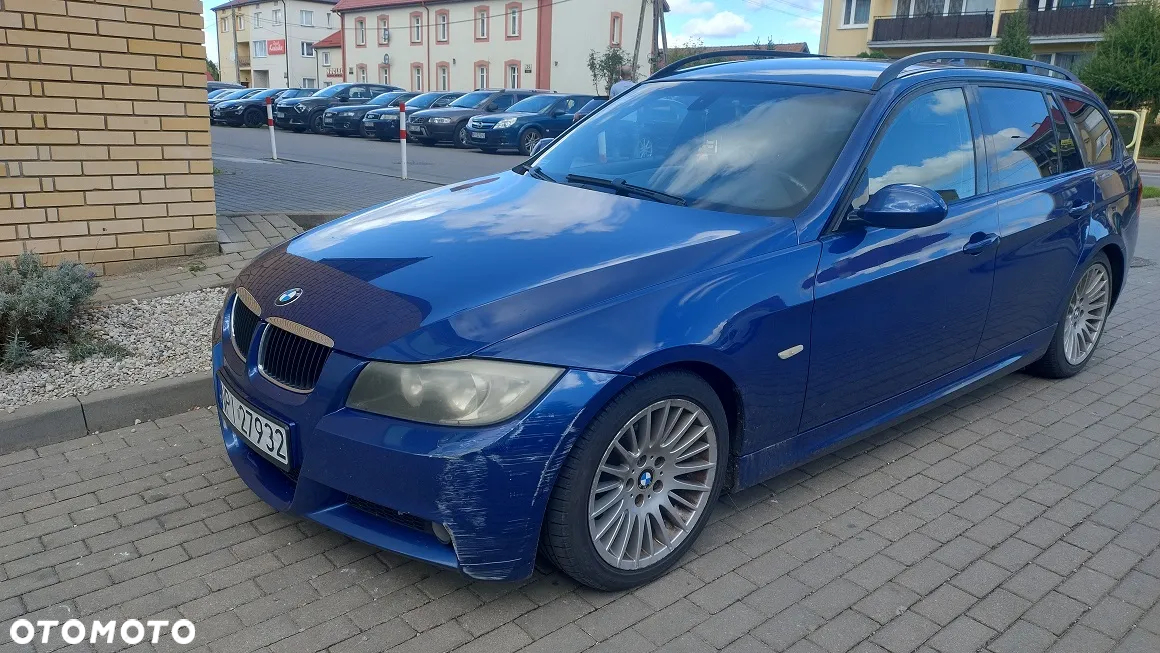 BMW Seria 3 318i Touring - 18