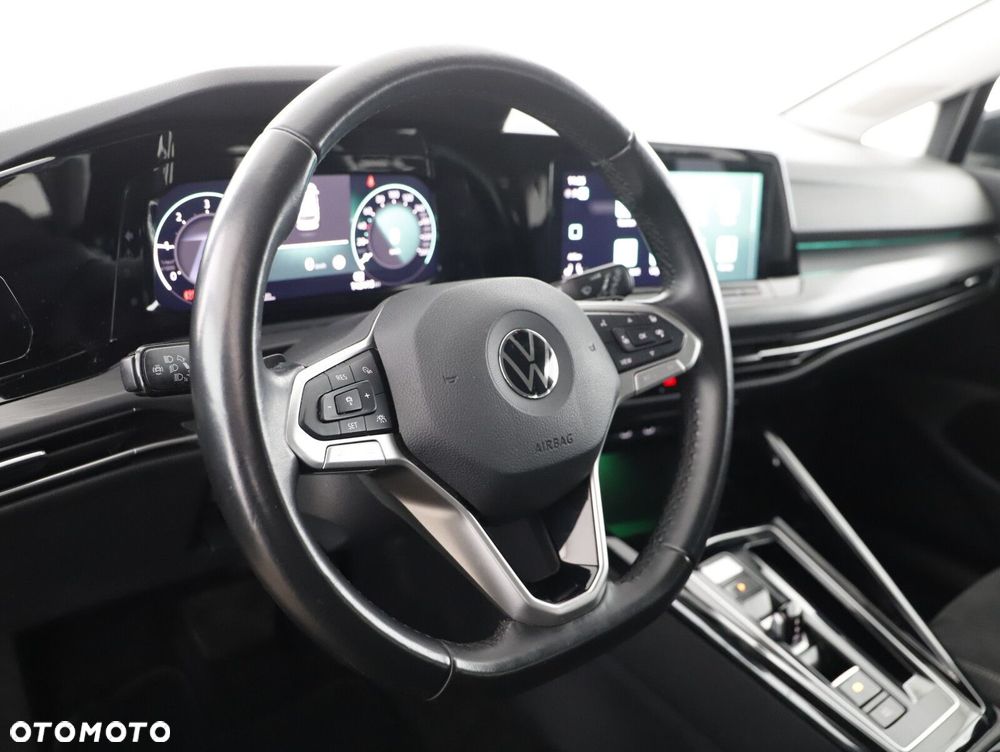 Volkswagen Golf Variant - 10