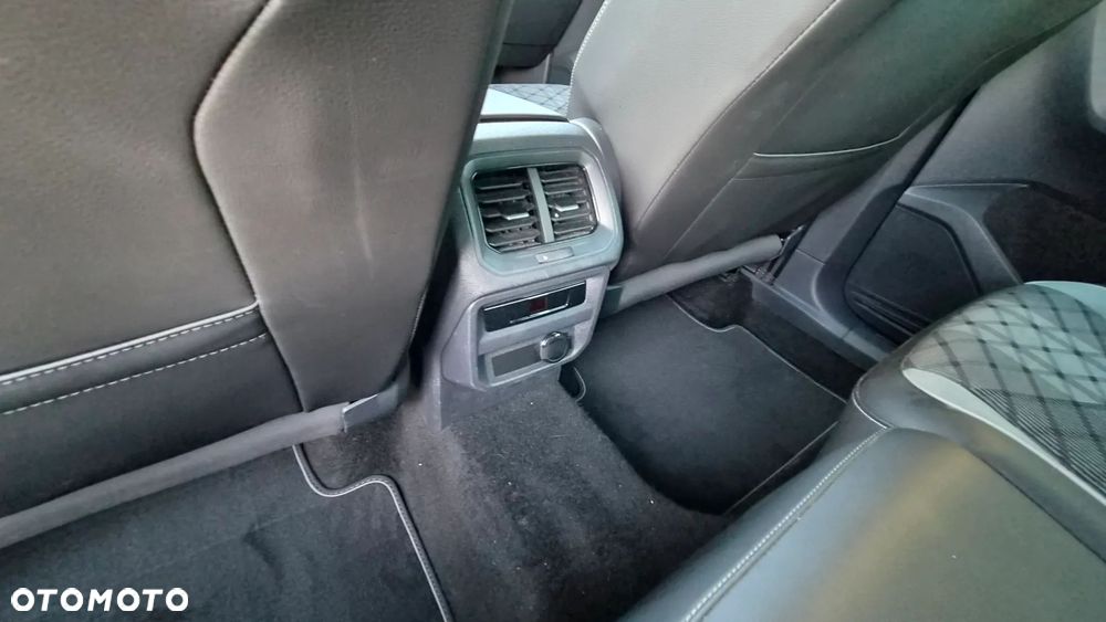 Volkswagen Tiguan 2.0 TDI SCR 4Mot R-Line DSG - 20