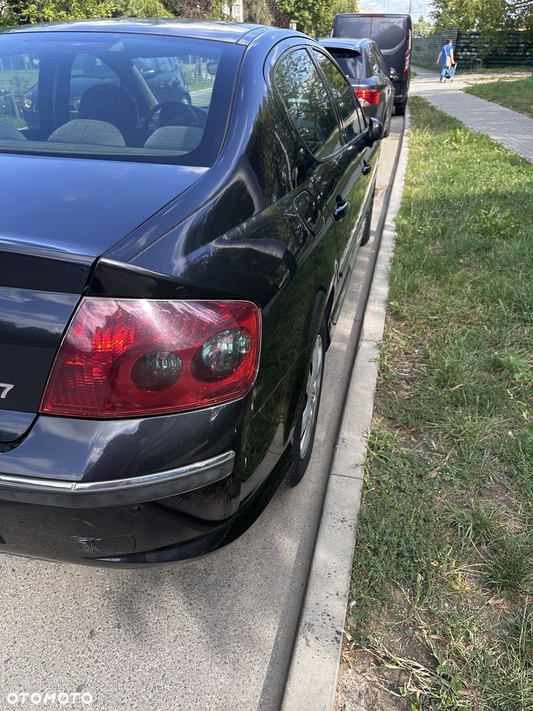 Peugeot 407 - 5
