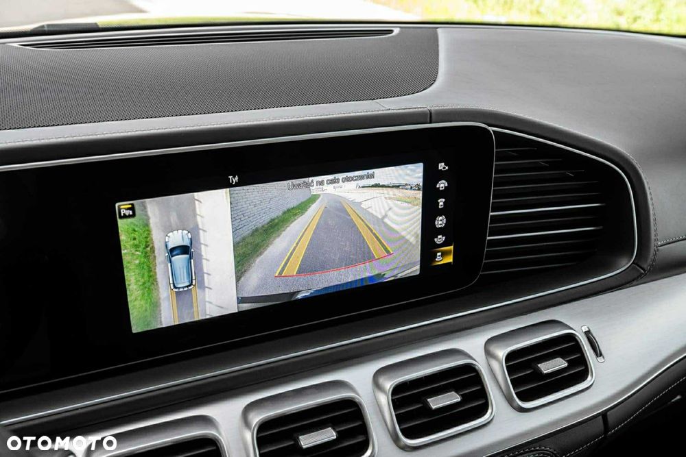 Mercedes-Benz GLE - 24