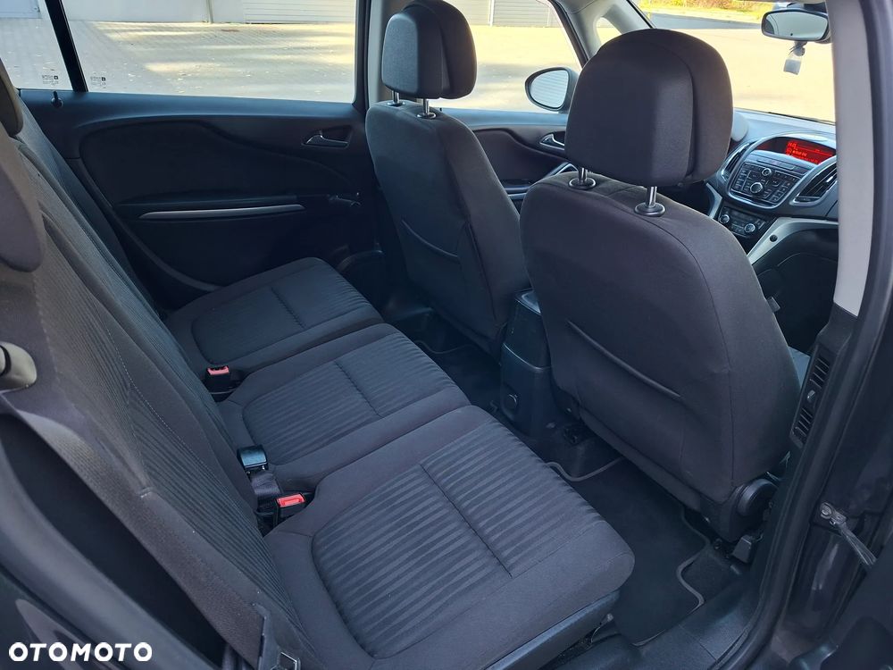 Opel Zafira - 15