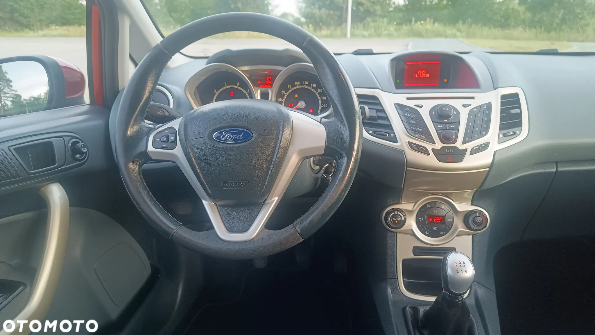 Ford Fiesta 1.4 Ghia EU5 - 19