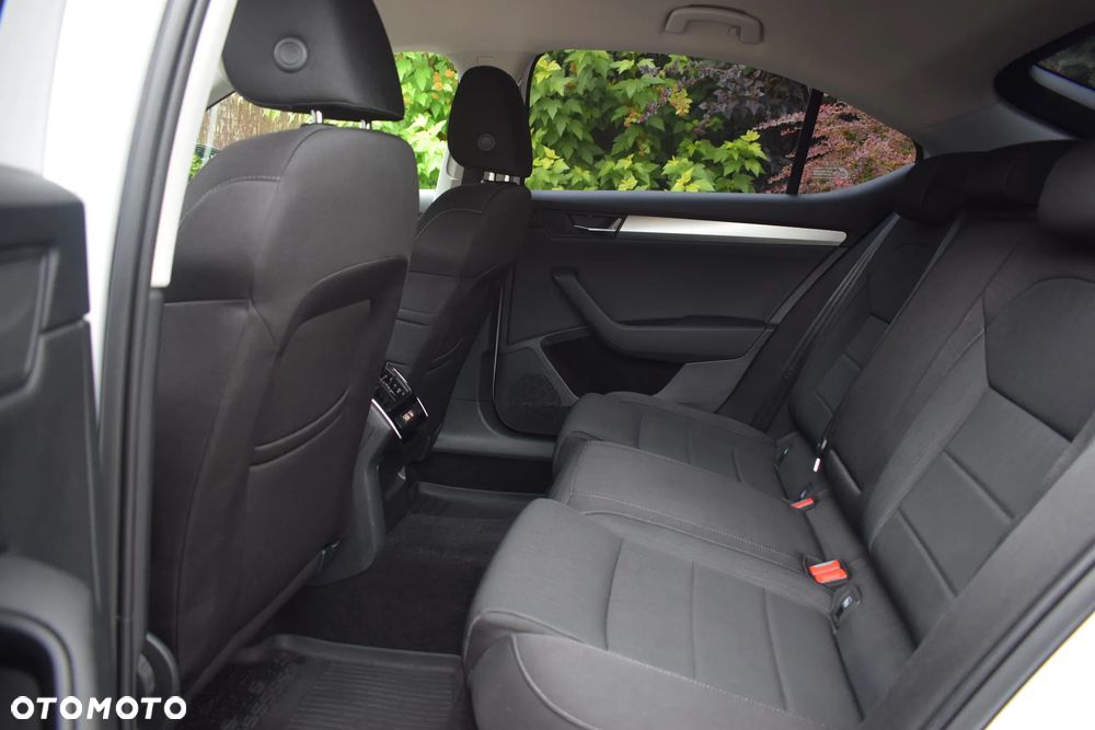 Skoda Superb 2.0 TDI SCR Style - 7