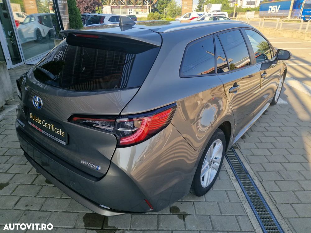 Toyota Corolla 1.8 HSD Business - 7