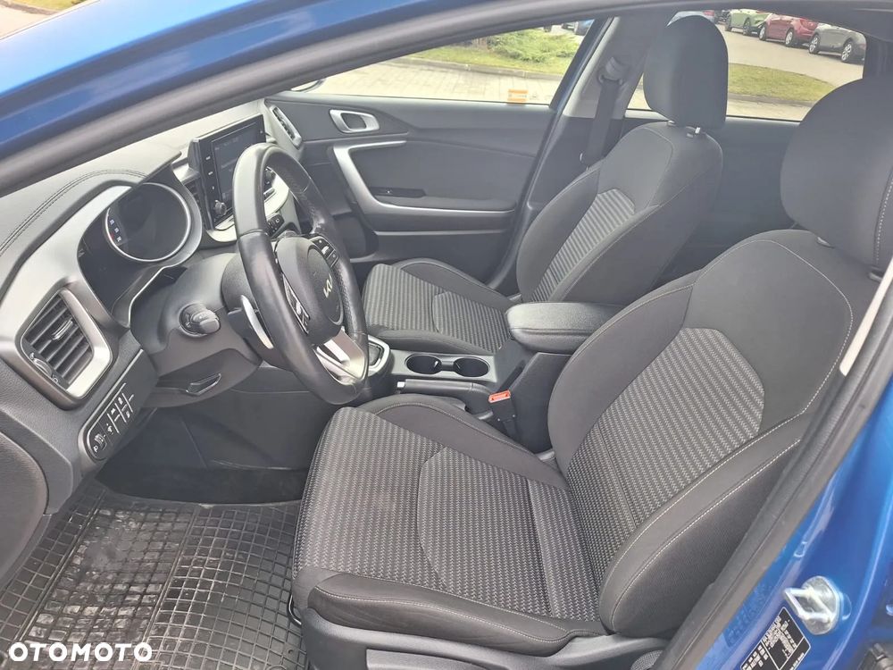 Kia Ceed 1.5 T-GDI M DCT - 9