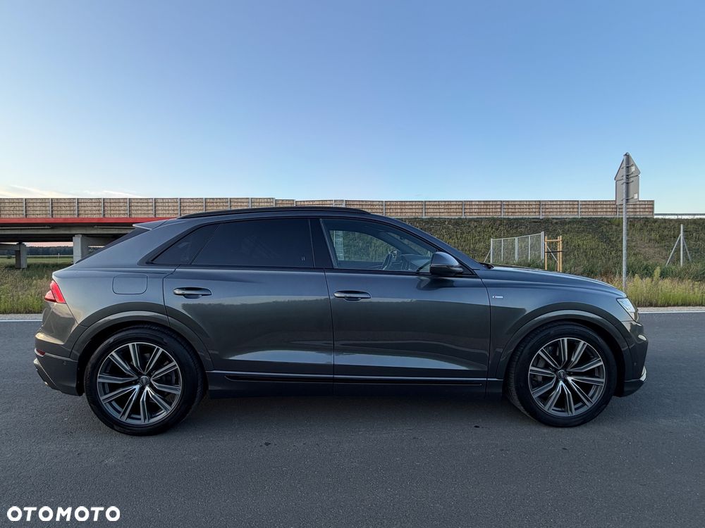 Audi Q8 - 3