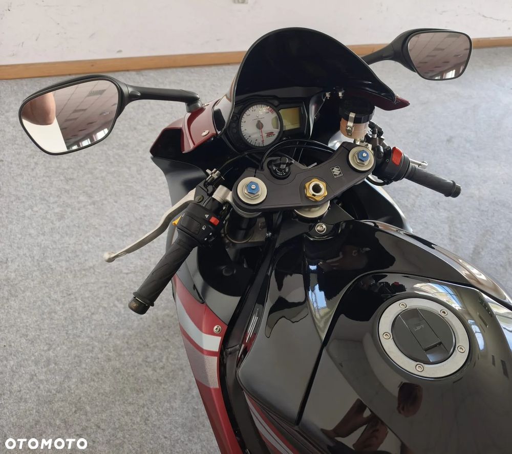 Suzuki GSX-R - 14