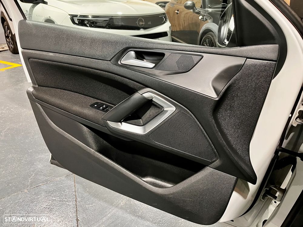 Peugeot 308 SW BlueHDi 120 Stop & Start Business-Line - 11