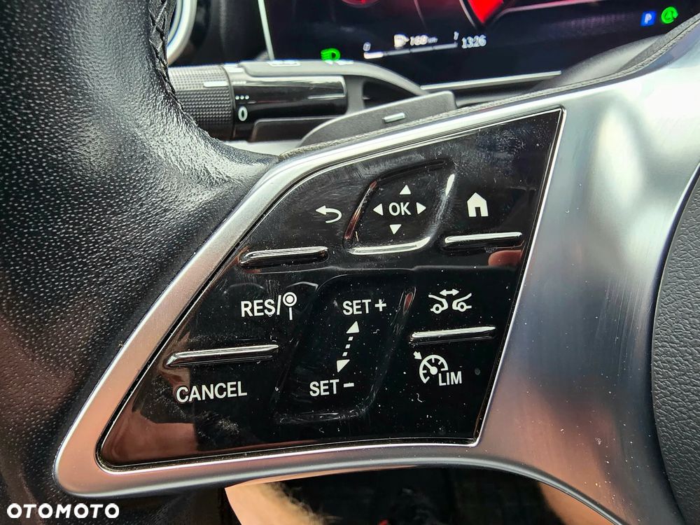 Mercedes-Benz Klasa C 220 d 9G-TRONIC - 32