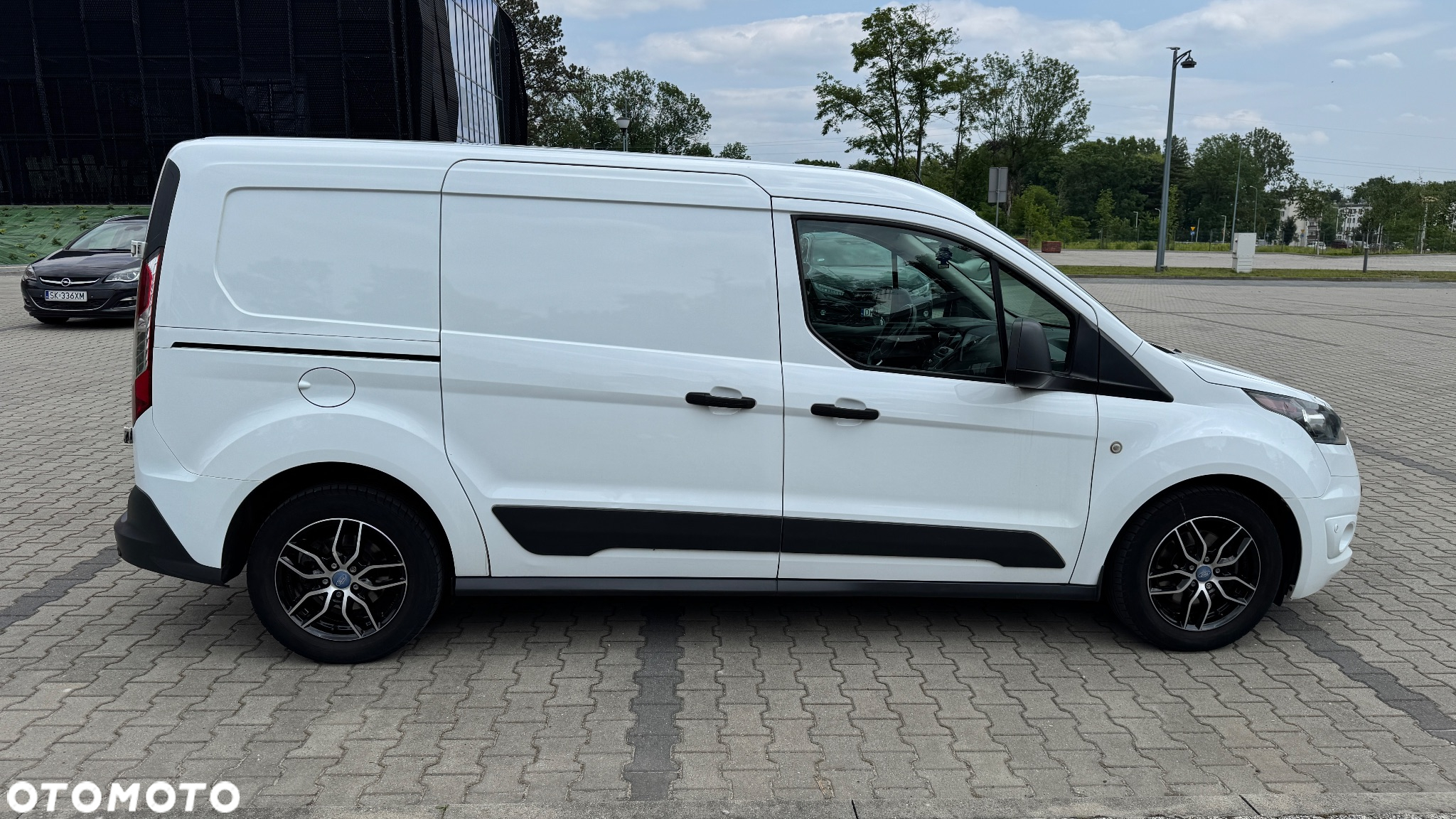 Ford Transit Connect - 8