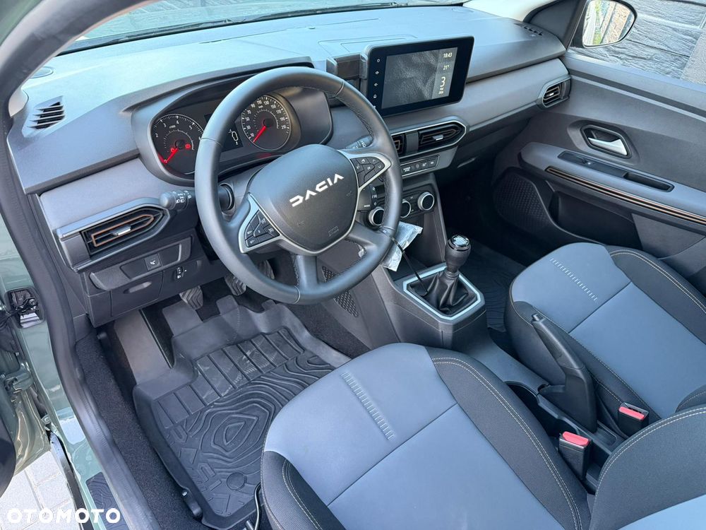 Dacia Sandero Stepway TCe 90 Essential - 8