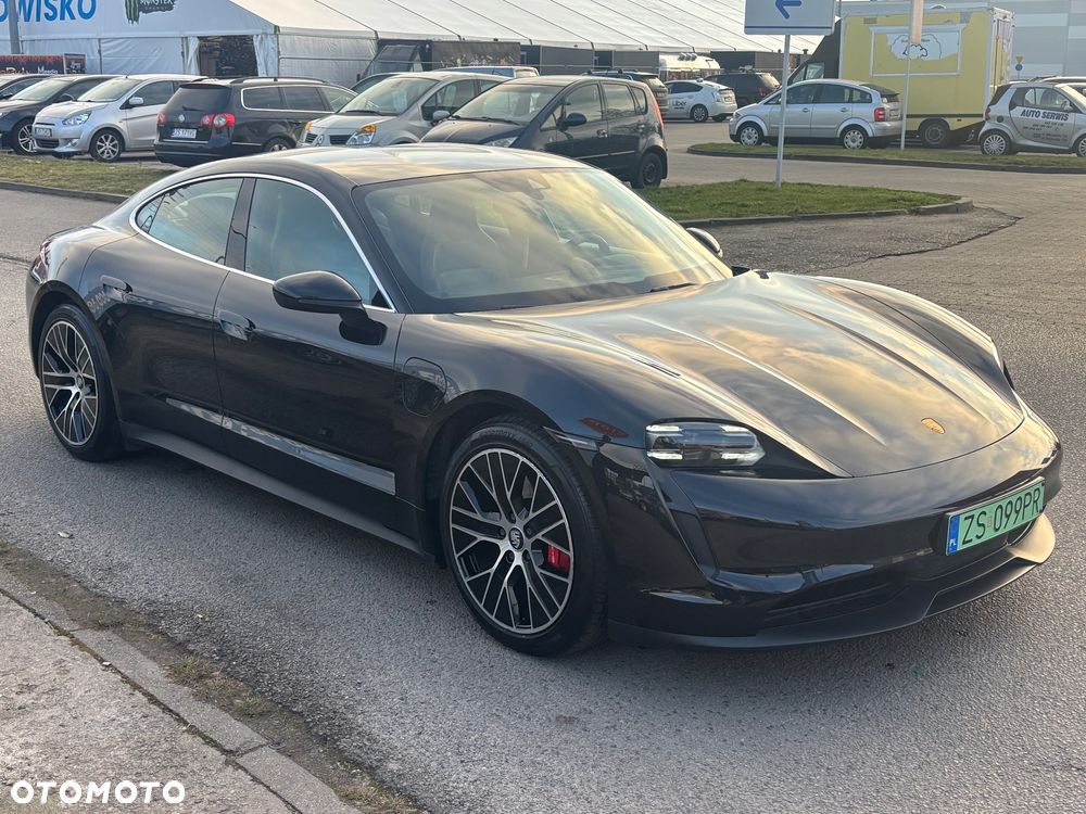 Porsche Taycan - 7