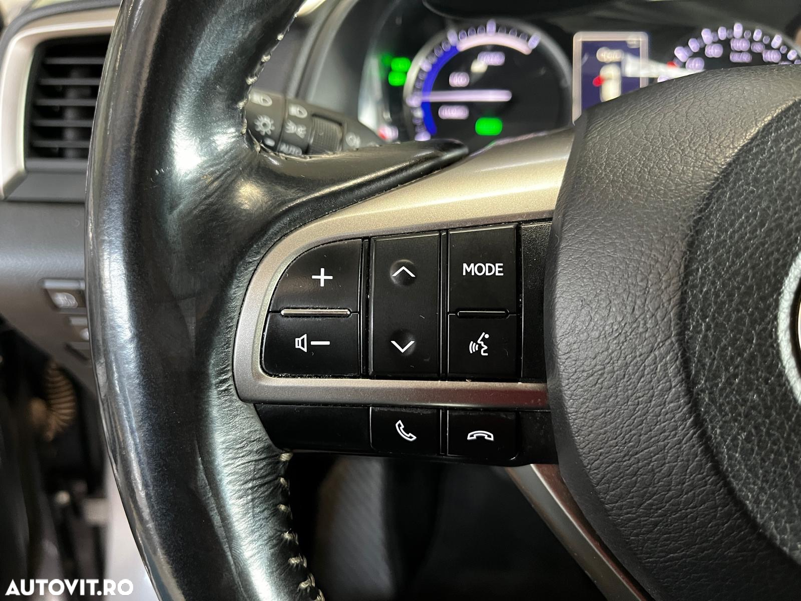 Lexus Seria RX 450h Aut. Luxury (trapa panoramica) - 9