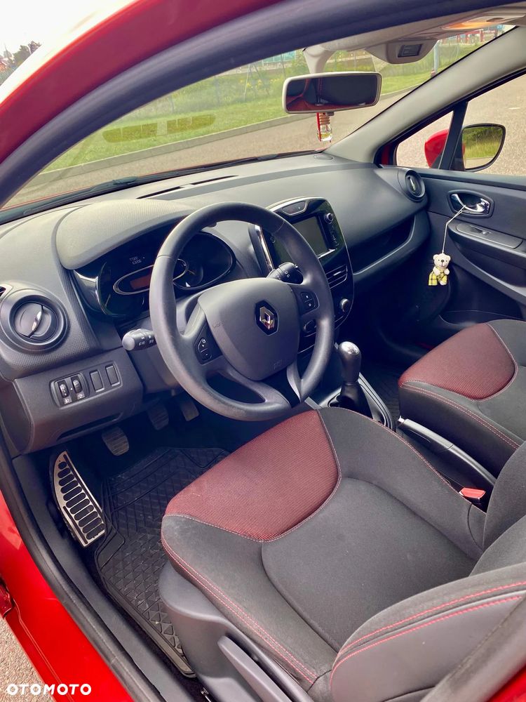 Renault Clio - 8