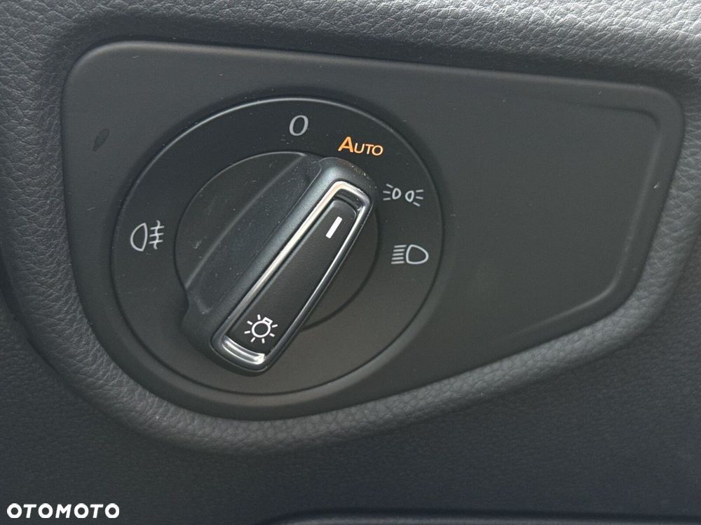 Volkswagen Touran 1.5 TSI EVO Highline DSG - 28