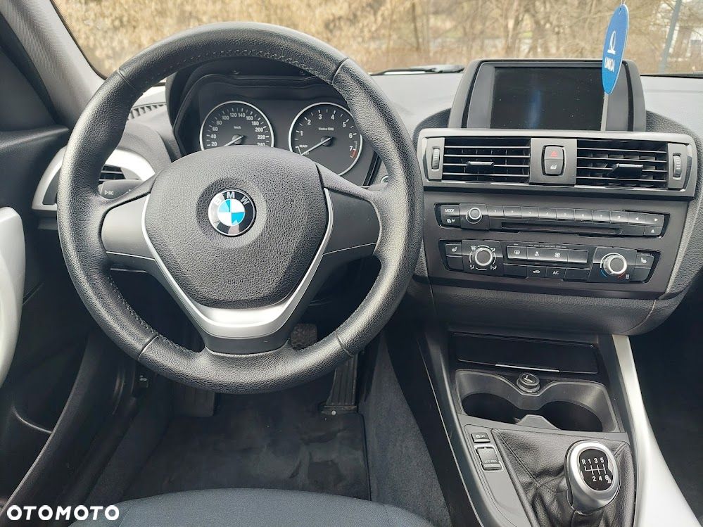 BMW Seria 1 118i Advantage - 23