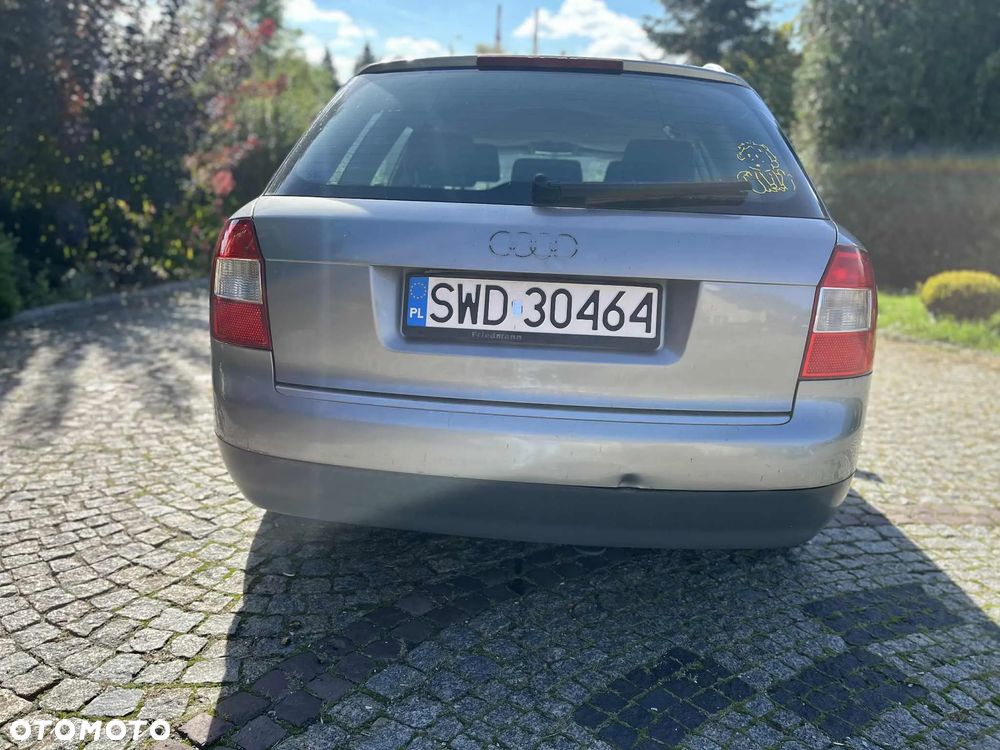 Audi A4 - 5