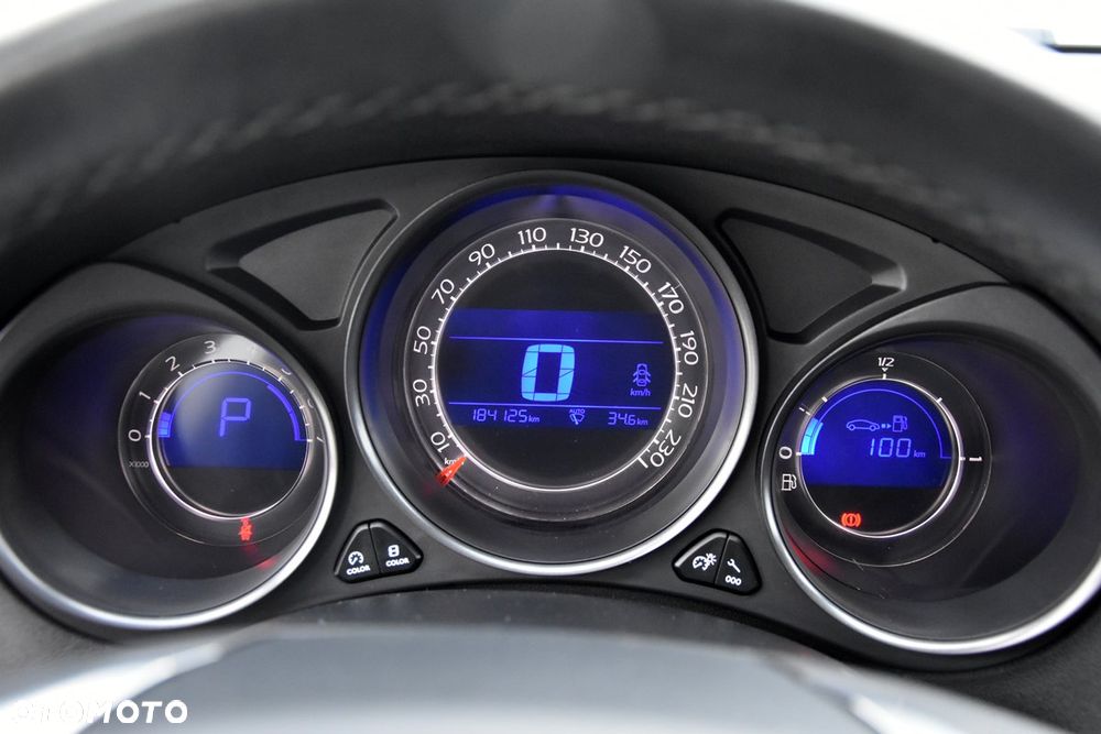 Citroën C4 ver-bluehdi-150-eat6-shine - 33