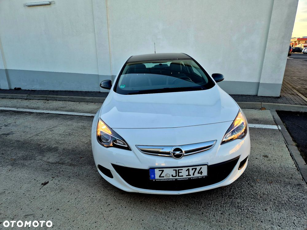 Opel Astra GTC 1.4 Turbo Innovation - 3