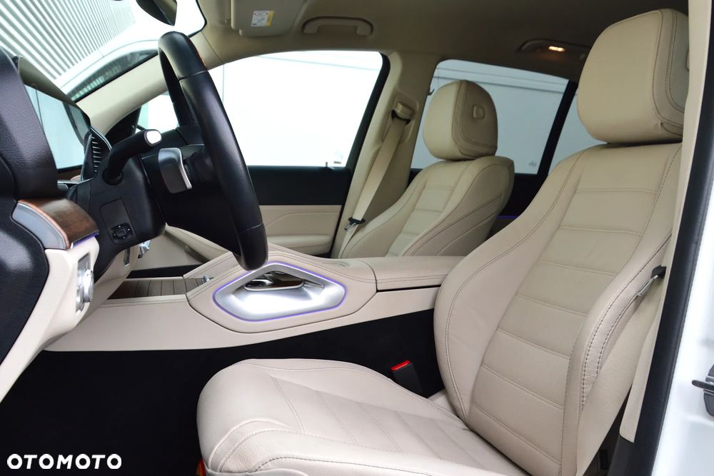 Mercedes-Benz GLE 300 d 4-Matic - 17