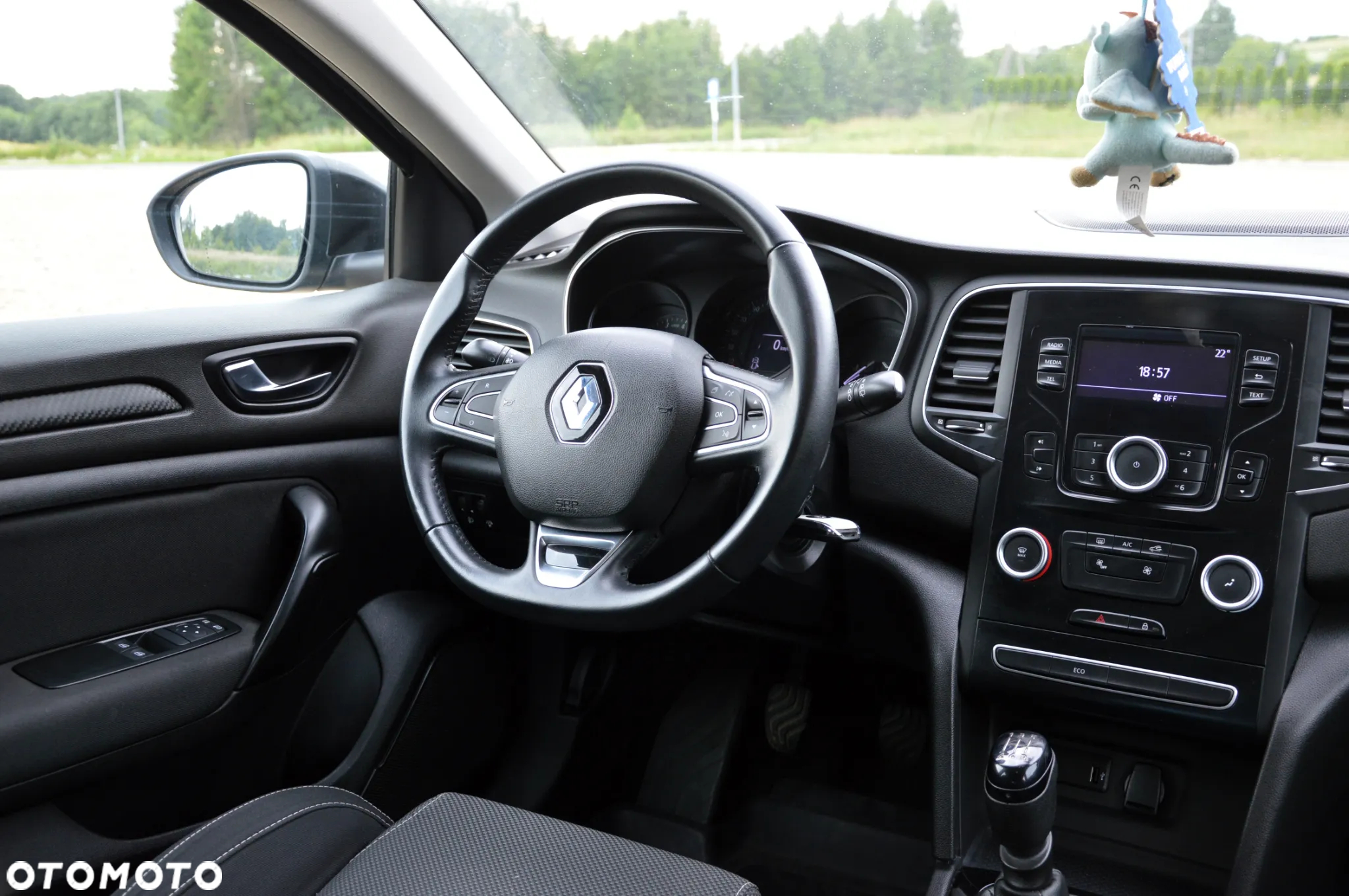 Renault Megane 1.6 SCe Life - 27