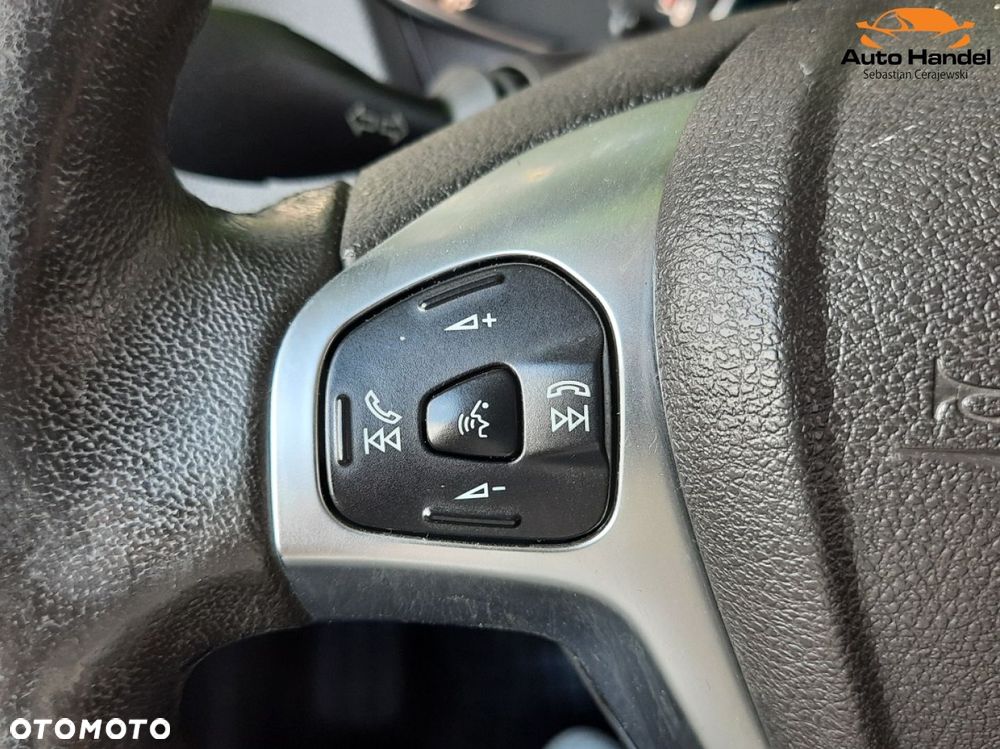 Ford Tourneo Courier - 19