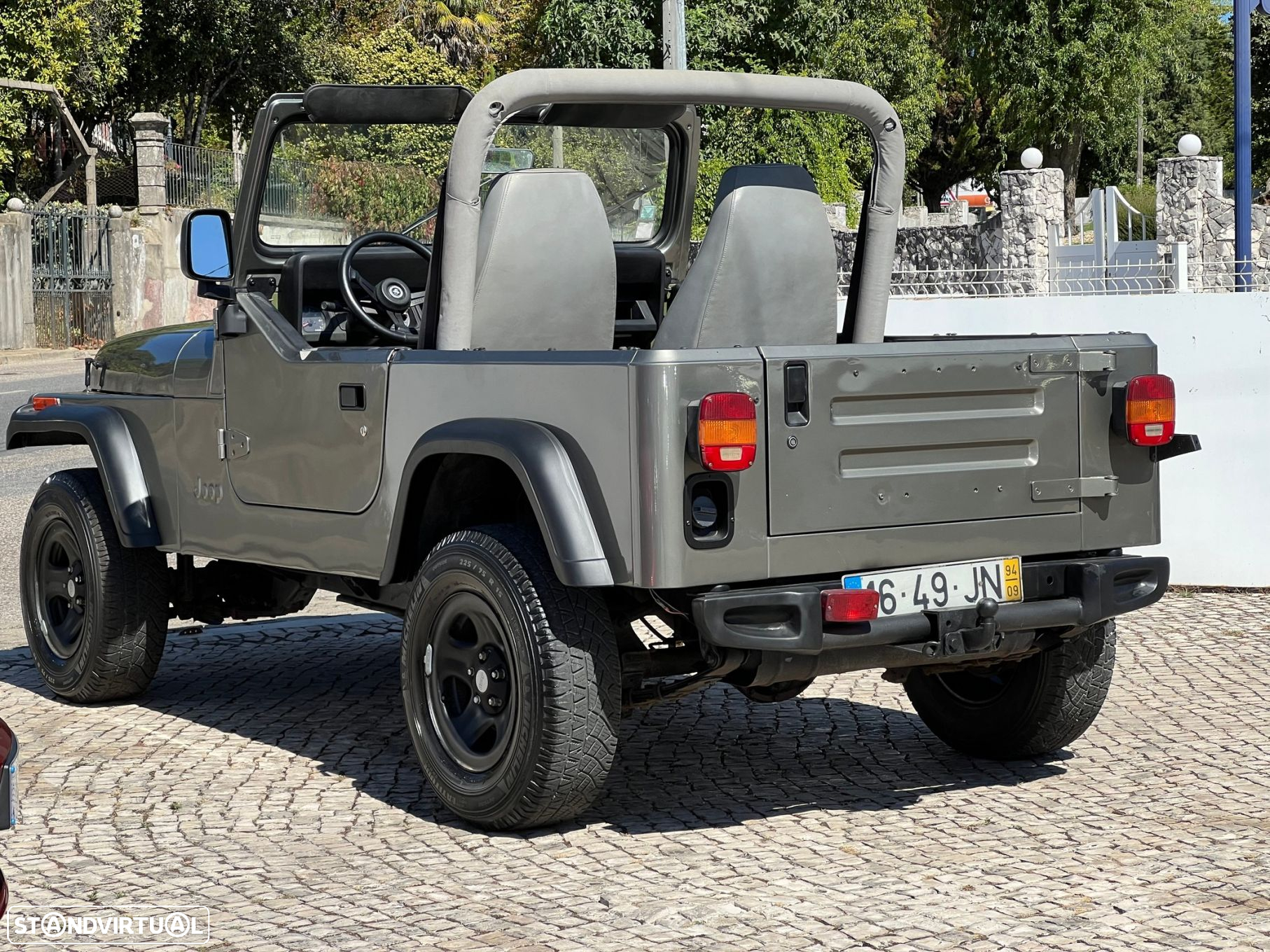 Jeep Wrangler 2.5 Sport Soft Top - 5
