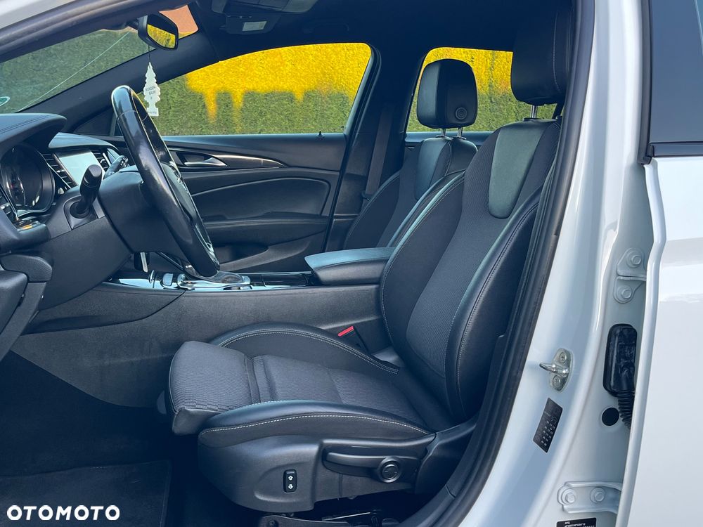 Opel Insignia 2.0 CDTI Business Elegance S&S - 36